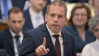 Ruff Bálint az Országgyűlés plenáris ülésén 2026. június 8-án.