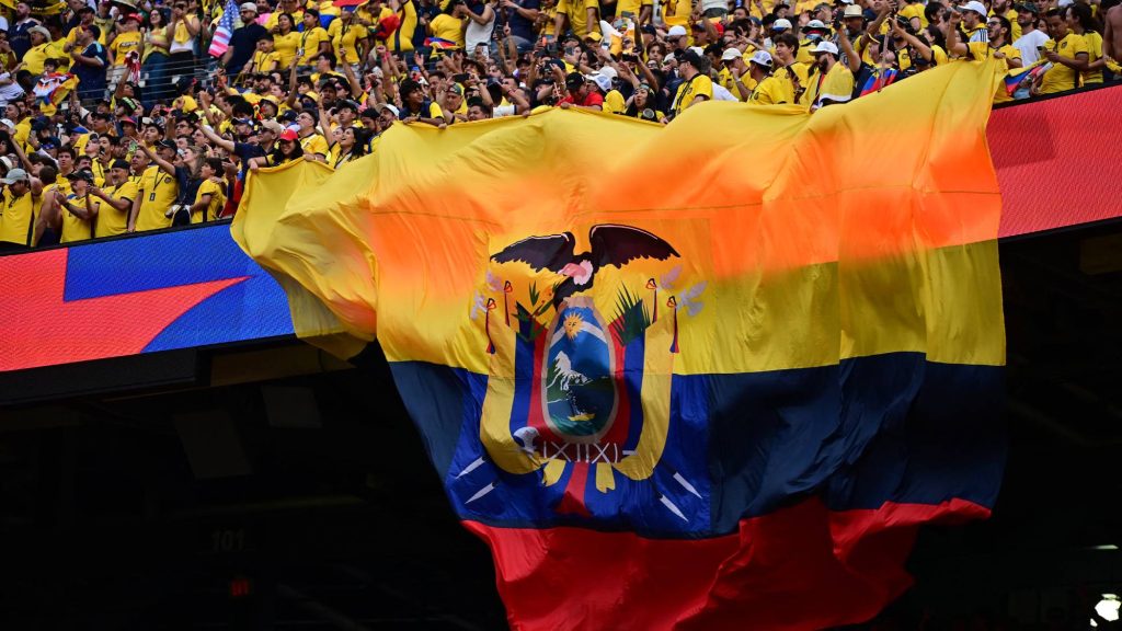 Fans of Ecuador, during a match between Ecuador and Germany , valid of the third round of Group E of the 2026 FIFA World Cup took place at the New York/New Jersey Stadium, in New Jersey, USA, on Thuesday afternoon, the 25th.