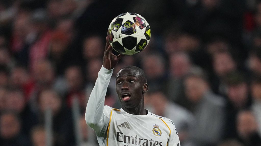 Ferland Mendy (Real Madrid) controls the ball during UEFA Champions league Quarter Final UEFA Champions League: Bayern Munich and Real Madrid at Allianz Arena, Munich, Germany on April 15 2026. (Photo by Ulrik Pedersen/NurPhoto)