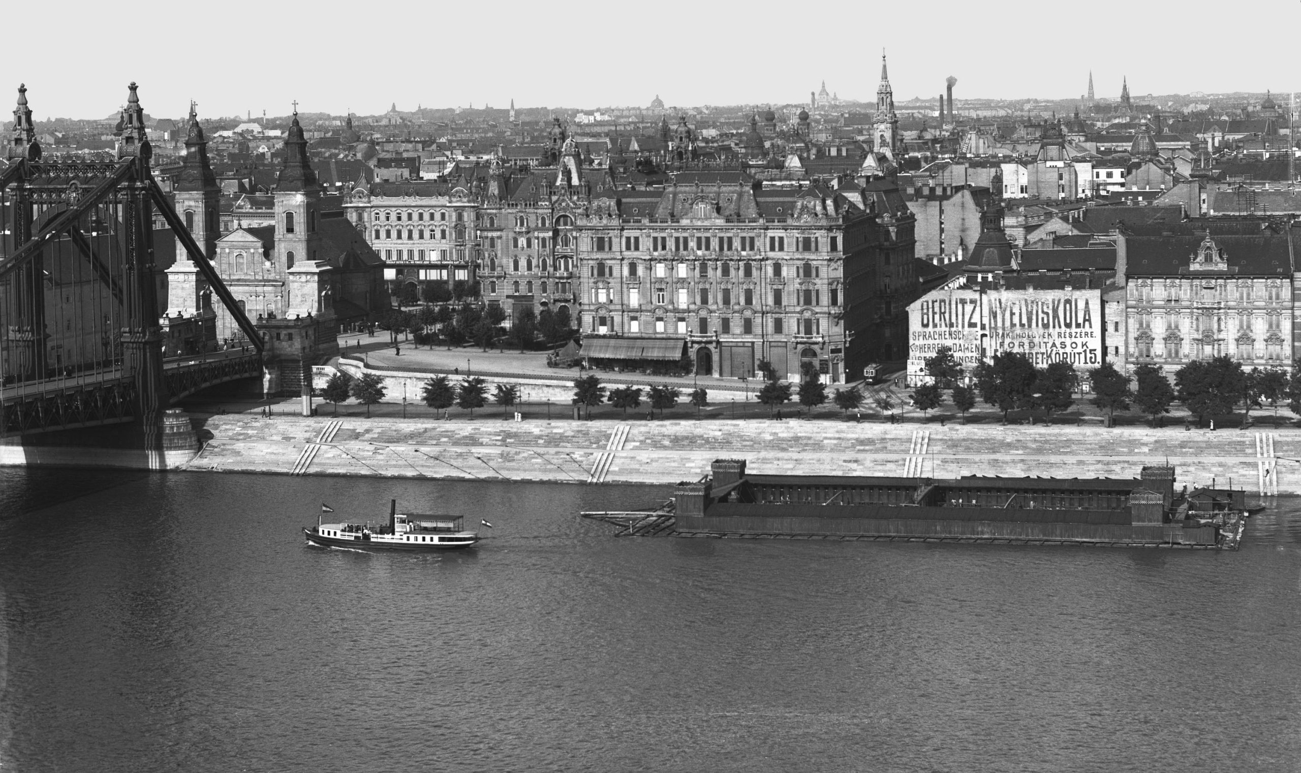 Nagyvárosi élet a Dunán – folyami uszodák és hidroplánok Budapesten 2