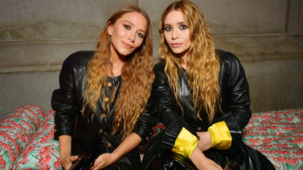 Az ikerpár, akik a kamera előtt nőttek fel – 40 éves lett Mary-Kate és Ashley Olsen