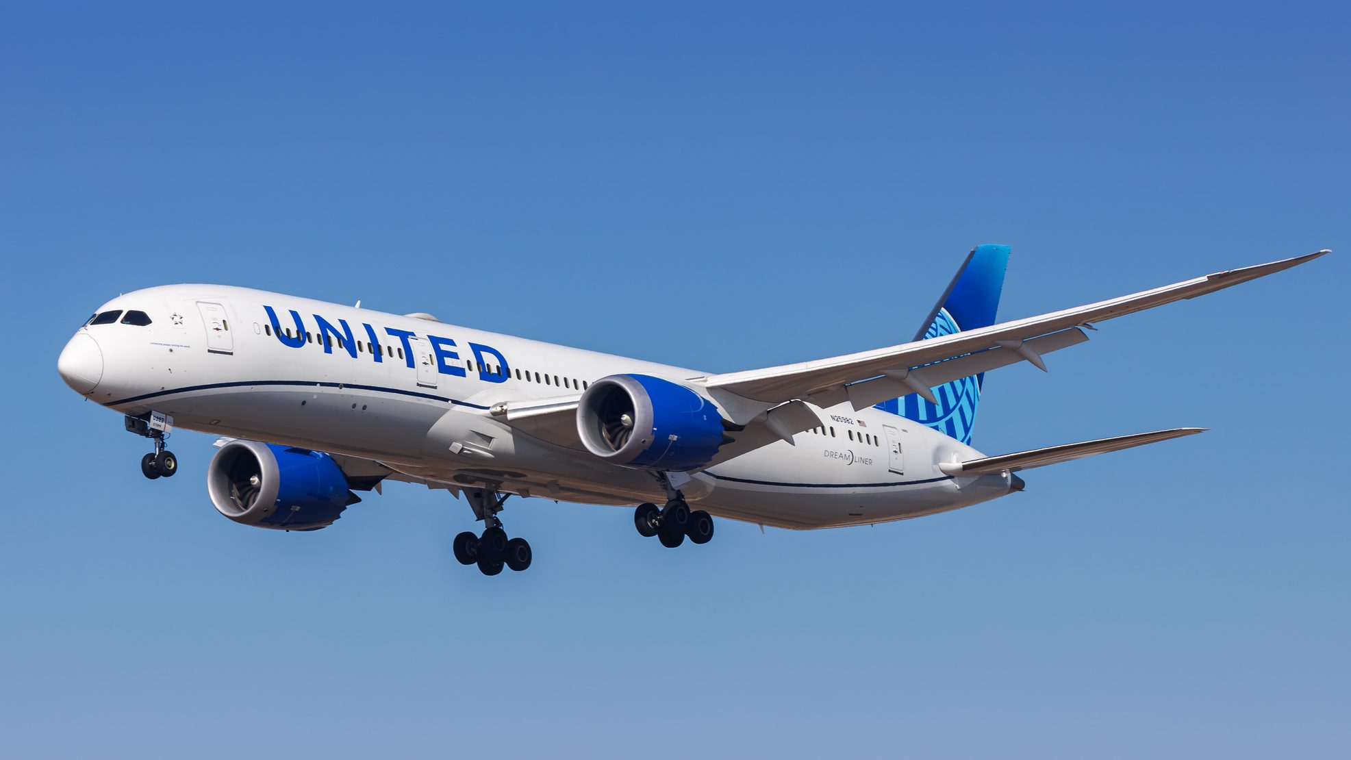 united airlines, repülőgép, utasszállító, kényszerleszállás, evakuálás, bomba, bluetooth
