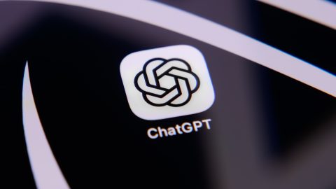 Nem ez az első eset, hogy felmerül a ChatGPT felelőssége valaki öngyilkosságával kapcsolatban.