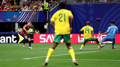 Michal Sadilek gólja Dél-Afrika ellen.