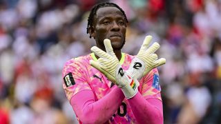 Benjamin Asare az angolok elleni meccsen.
