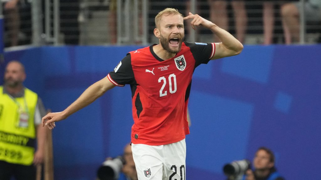 Olyan meccs jöhet a focivébén, amit mindkét csapat el akar veszíteni