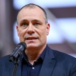 Gyulai Miklós, a Magyar Atlétikai Szövetség elnöke beszédet mond a fedettpályás atlétikai országos bajnokság megnyitóján a nyíregyházi atlétikai centrumban 2026. február 28-án.