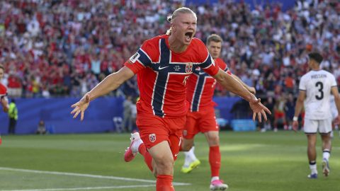 FOXBOROUGH, MASSACHUSETTS - JUNE 16: Erling Haaland #9 of Norway celebrates scoring his team's first goal during the FIFA World Cup 2026 Group I match between Iraq and Norway at Boston Stadium on June 16, 2026 in Foxborough, Massachusetts. Justin Setterfield/Getty Images/AFP