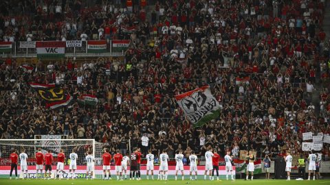 A magyar csapat a Magyarország - Kazahsztán barátságos labdarúgó-mérkőzés után a debreceni Nagyerdei Stadionban 2026. június 9-én. A válogatott 3-1-re nyert.
