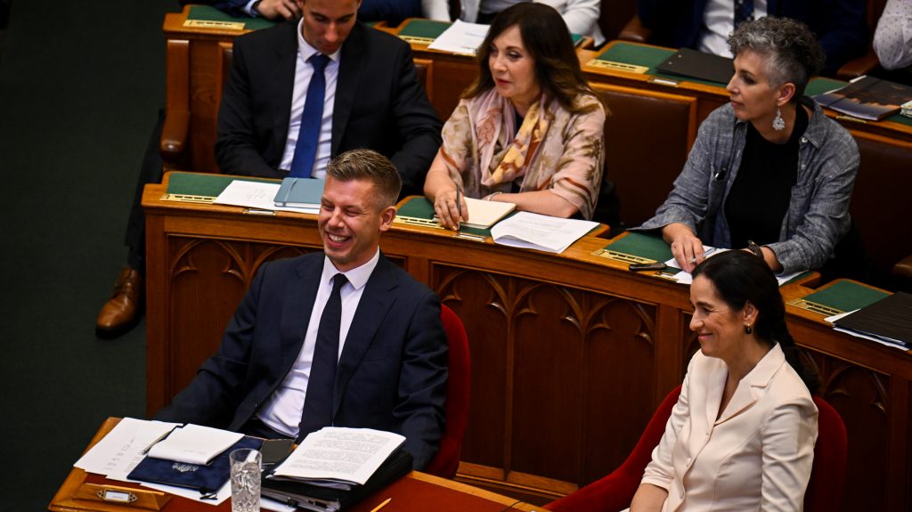 Fidesz: A miniszterelnöknek elment az esze