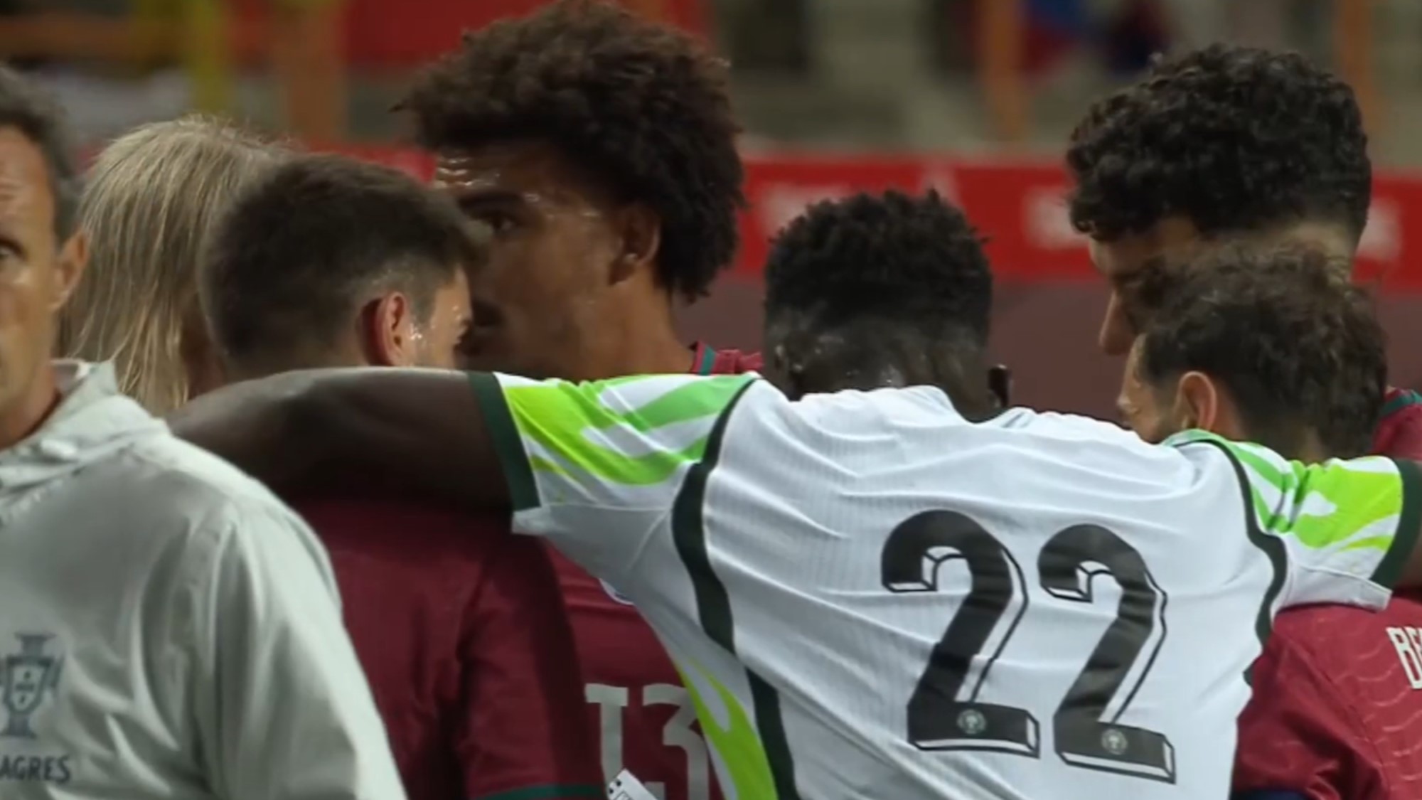 Akor Adams kémkedés portugália nigéria