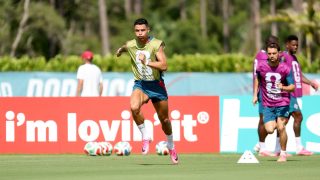 PALM BEACH, FLORIDA - JUNE 22: Cristiano Ronaldo #7 of Portugal warms up during the training of Portugal one day ahead of the FIFA World Cup 2026 Group K match between Portugal and Uzbekistan at Palm Beach Gardens Tennis & Pickleball Center on June 22, 2026 in Palm Beach, Florida. Leonardo Fernandez/Getty Images/AFP