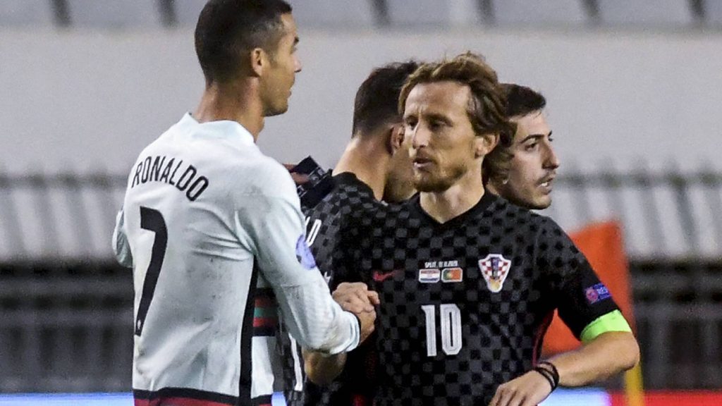 Aranylabdás öregfiúkkal indulhat a futballvébé