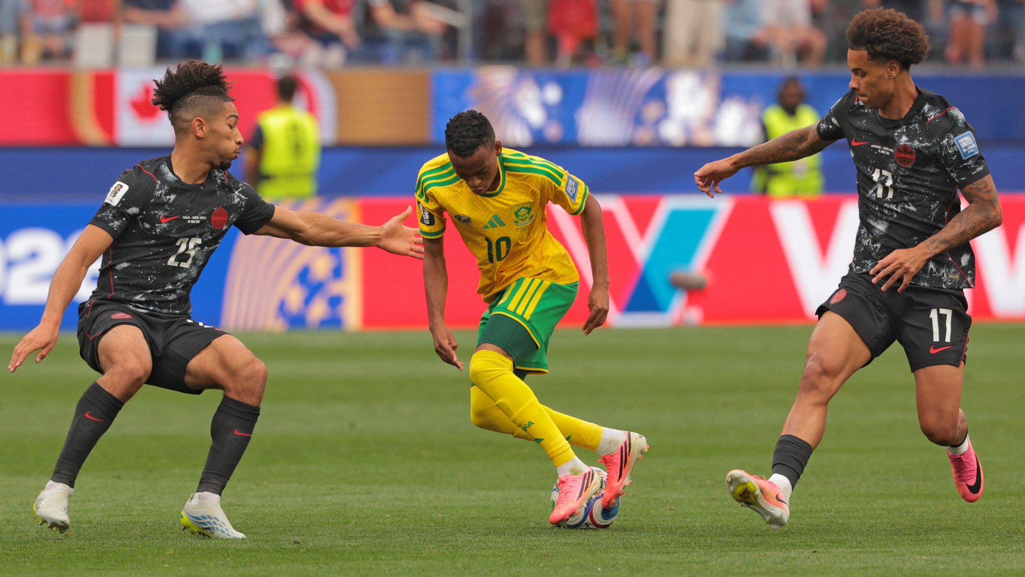 foci vb 2026 legjobb 32 dél-afrika kanada élő közvetítés