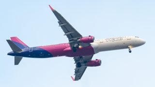 wizzair wifi starlink elon musk