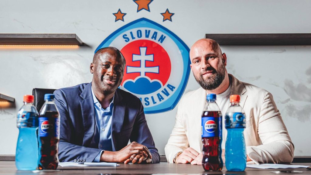 Egykori ManCity- és Barca-klasszis fogott a Slovan Bratislava
