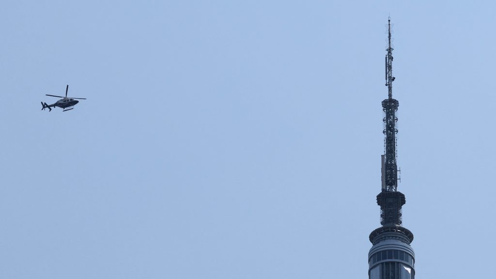 Kiderült, kik másztak fel illegálisan az Empire State Building tetejére, hogy ott eljegyezzék egymást