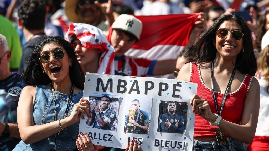 Foci-vb, nyolcaddöntő: Paraguay-Franciaország (élő)