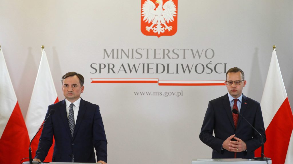 Magyarország megvonta a menedékjogot az Orbán-kormány által befogadott lengyel politikusoktól