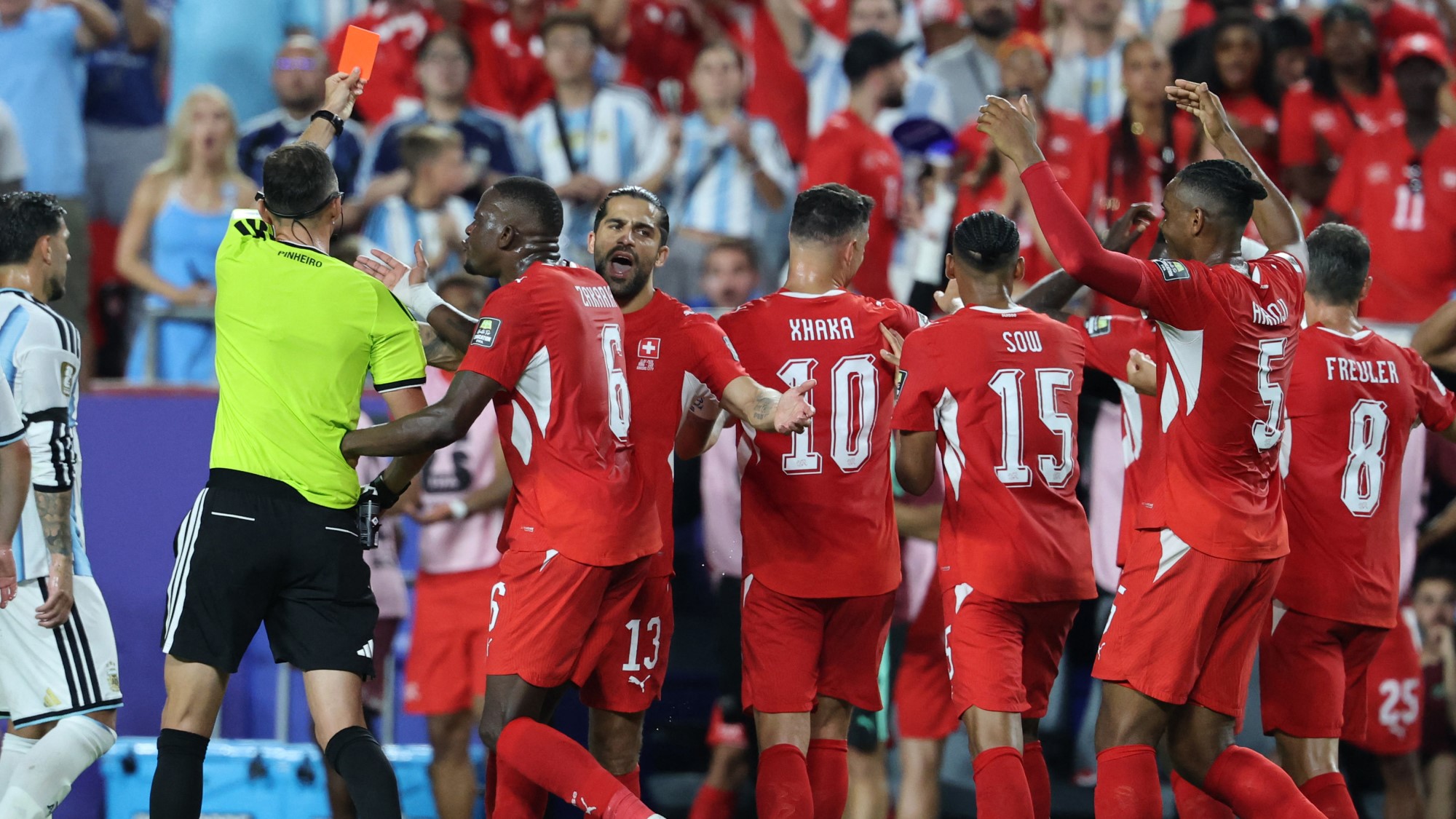 foci vb 2026 argentína svájc negyeddöntő breel embolo kiállítás műesés