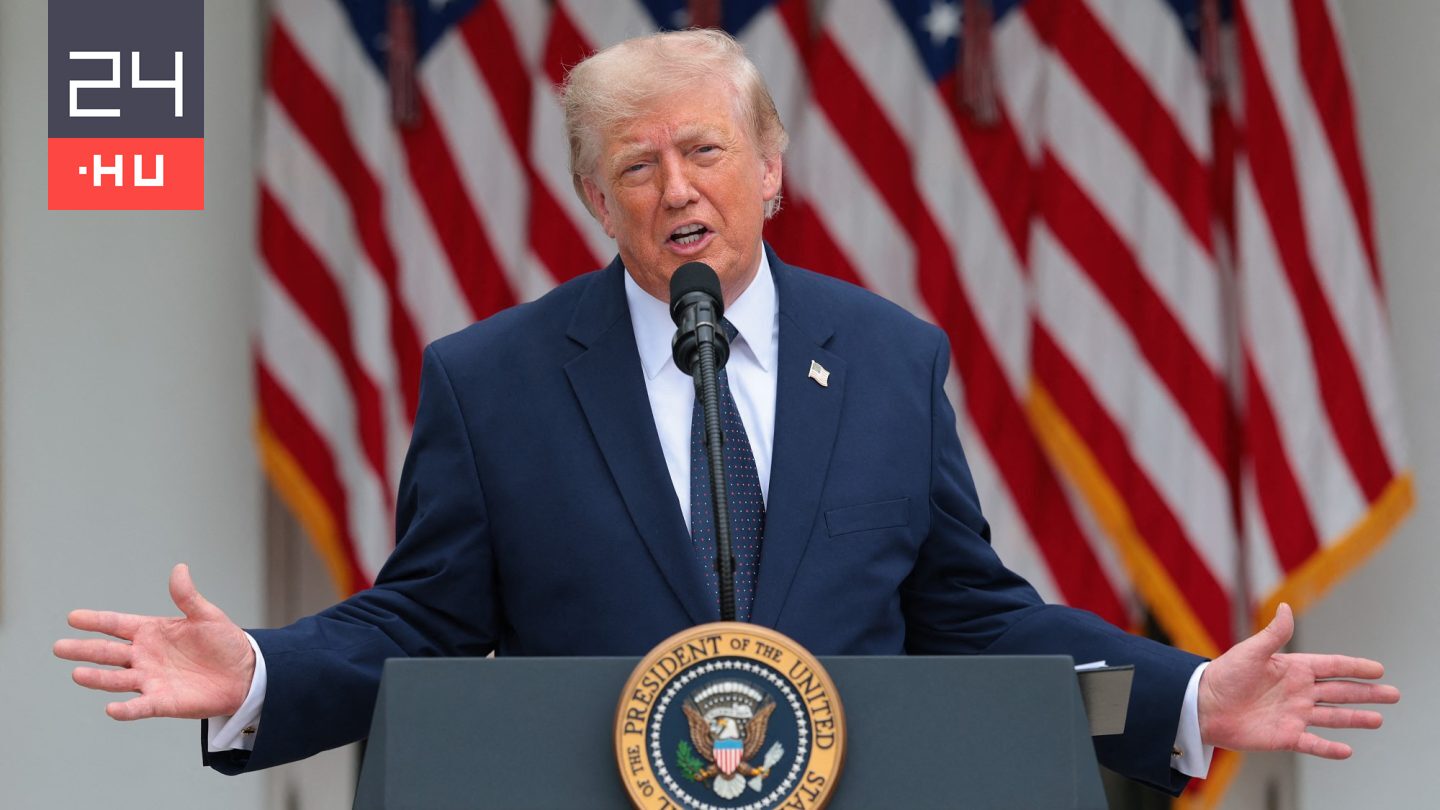 „Szerintem nem történt szabálytalanság” –  Trump elismerte, hogy ő hívta fel a FIFA-elnököt az eltiltott amerikai focista ügyében