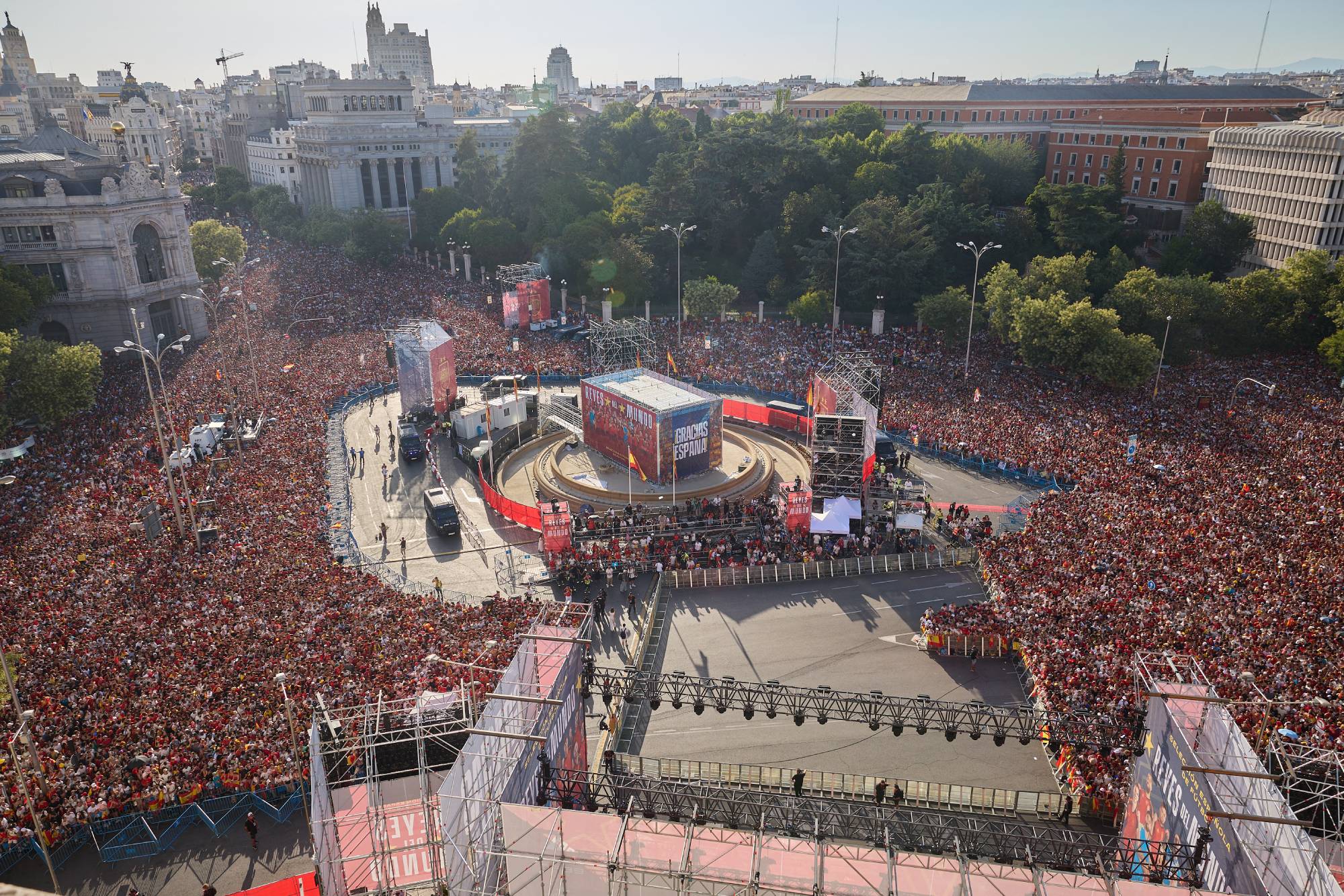 Madrid, SPAIN - JULY 20: Spanish fans gather to celebrate after Spain won the FIFA World Cup title, in Madrid, Spain on July 20, 2026. Ruben Albarran / Anadolu