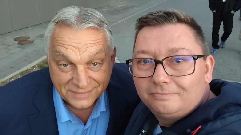 Szakács István a 24.hu-nak: Megbilincseltek, és kérdezték, van-e fegyver vagy kábítószer a lakásban