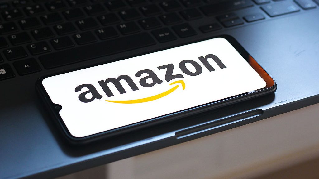 Az iráni Forradalmi Gárda szerint megtámadták az Amazon cég bahreini központját
