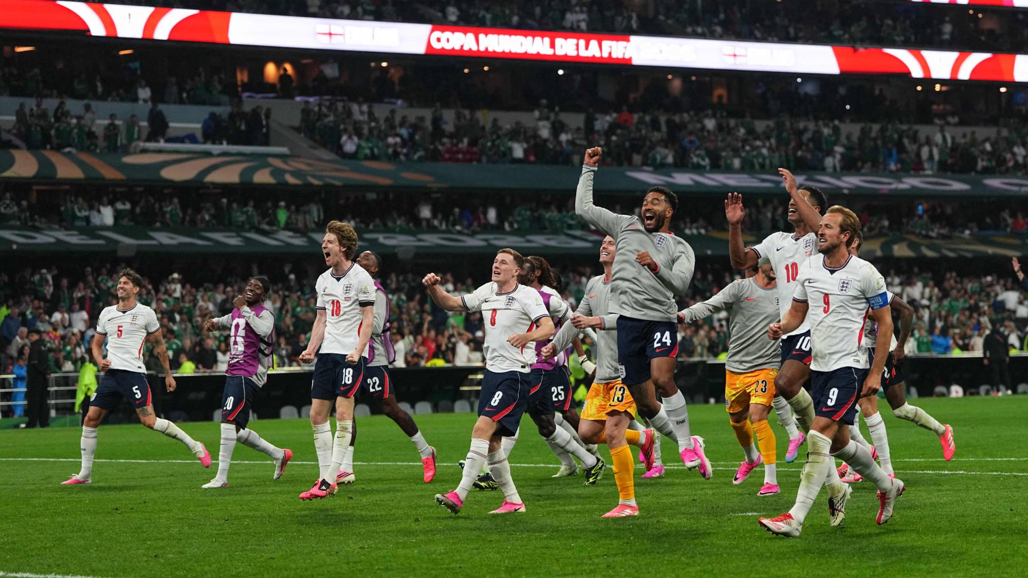 England team (England) during Round of 16 FIFA World Cup 2026, Mexico and England, Azteca Stadium, Mexico, Mexico on July 05 2026. (Photo by Ulrik Pedersen/NurPhoto)