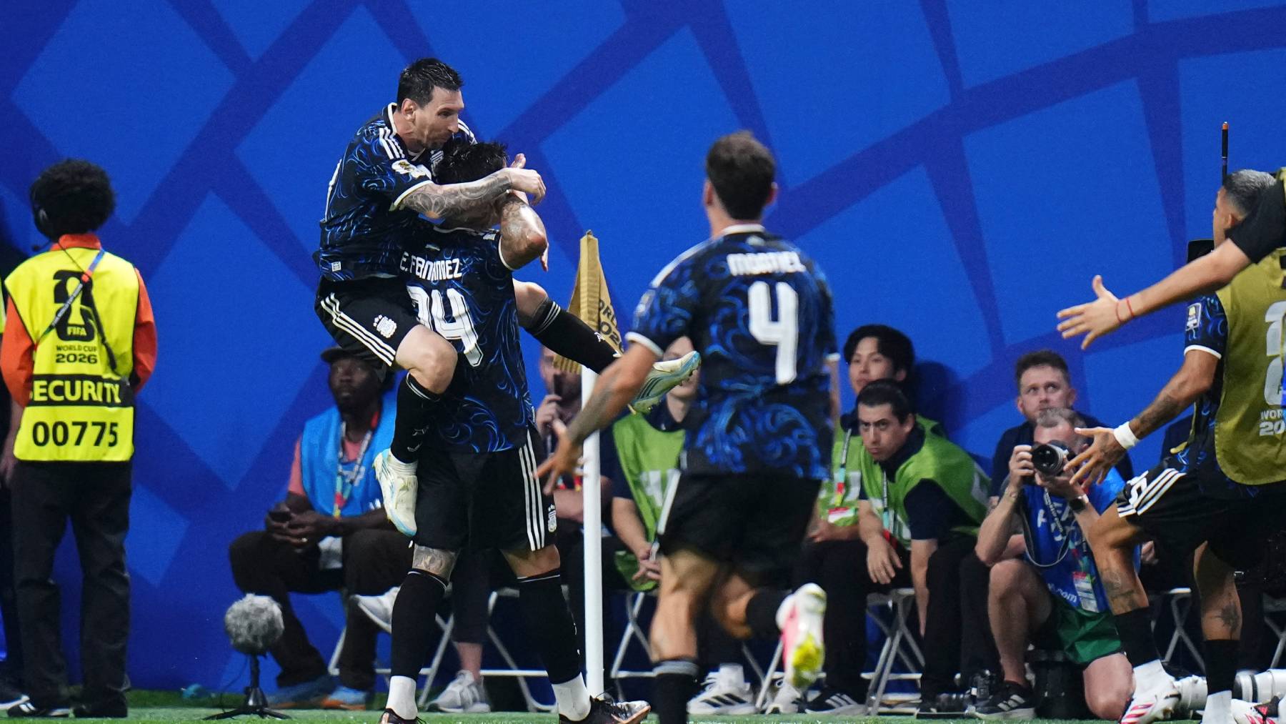 Enzo Fernandez of Argentina celebrates after scoring his team's first goal with teammate Lionel Messi of Argentina during the FIFA World Cup 2026 Semi Final match between England and Argentina at Atlanta Stadium on July 15, 2026 in Atlanta, Georgia. (Photo by Jose Breton/Pics Action/NurPhoto)