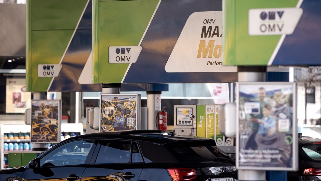 Péntektől áremelkedés várható a benzinkutakon