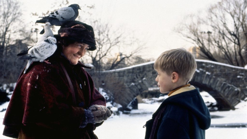 Meghalt Brenda Fricker, a Reszkessetek, betörők! galambos őrangyala