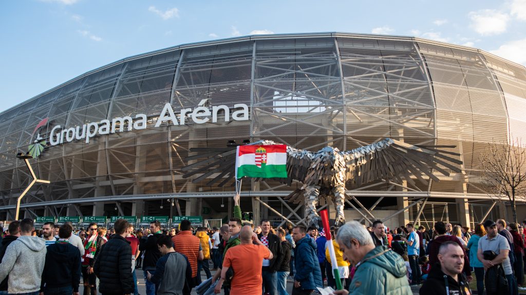 Szakértő: Kivitelezési hibák miatt hullottak betondarabok a Groupama Arénában