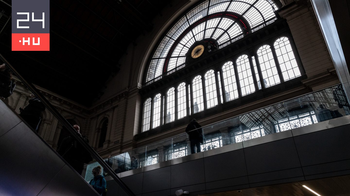 400 utas hagyott el egy füstölő vonatot a Keleti pályaudvaron