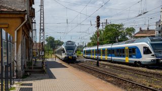 máv