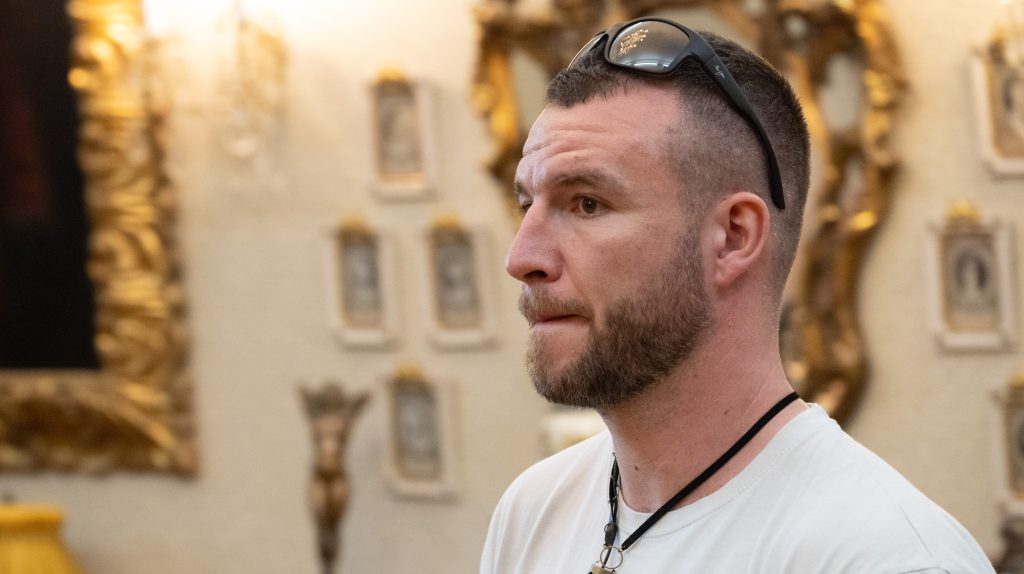Molnár Áron Gulyásnak: Gratulálok, Gergő! Sokáig bírtad gerinc nélkül, talpon