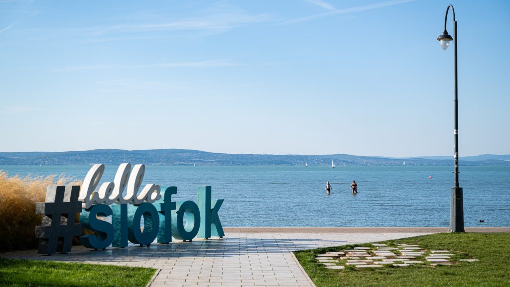 150 ezer köbméter balatoni vízzel frissítik fel a Siót