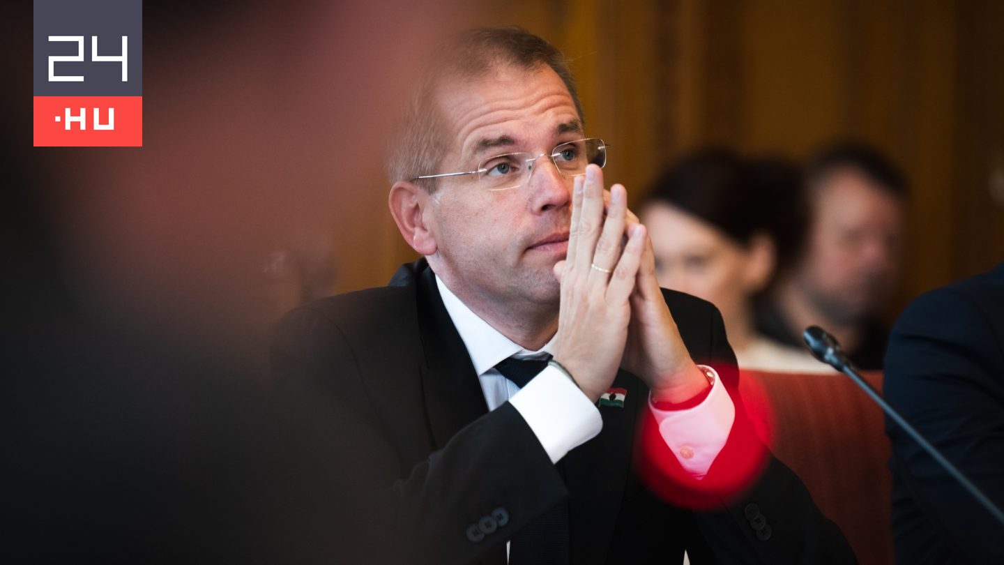 Ruff Bálint aláírta az MCC Alapítvány megszüntetését