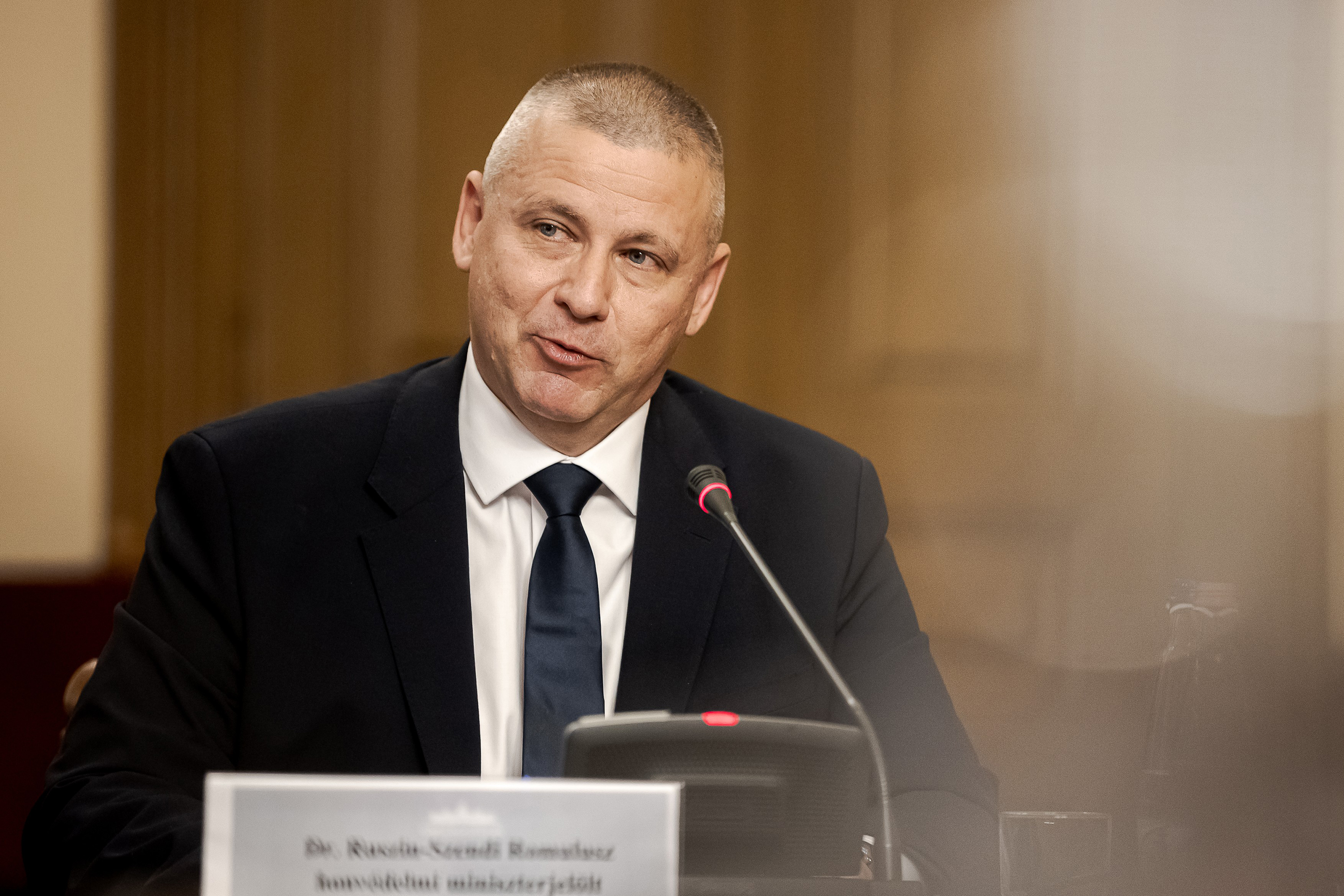 Dr. Ruszin-Szendi Romulusz miniszterjelölti meghallgatása 2026. május 11-én.