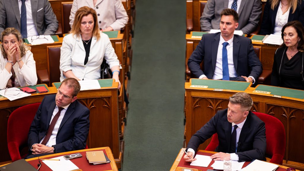 Ruff Bálint helyettesíti Magyar Pétert jövő héten
