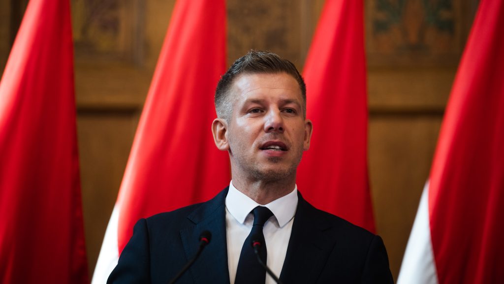 Kiderült, mikor lesz szabadságon a Magyar-kormány és a Tisza-frakció