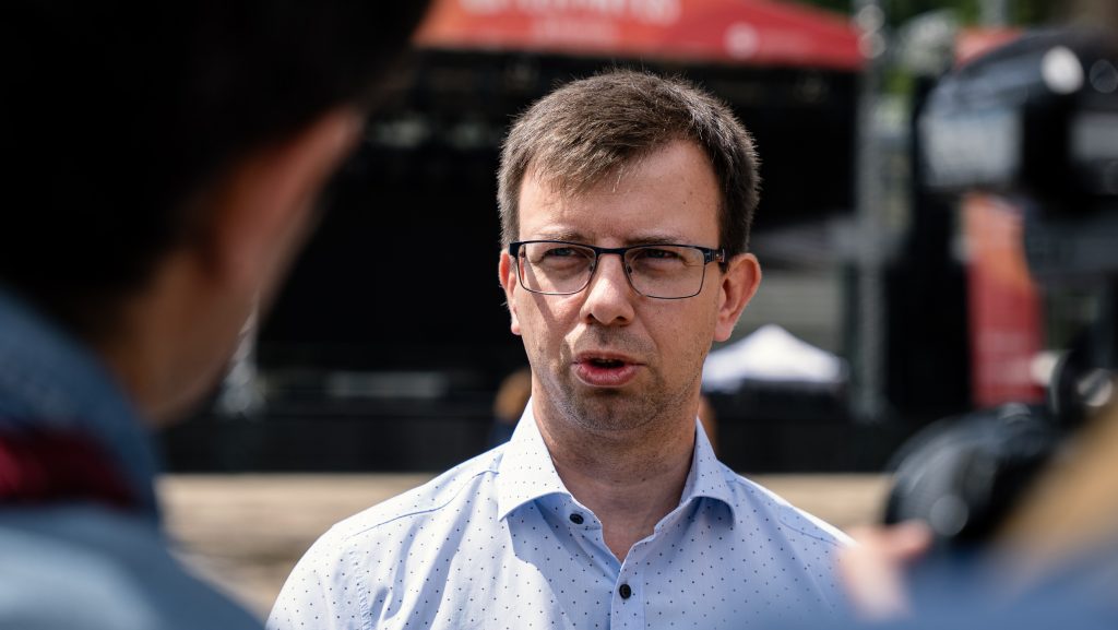 Az ügyészség megerősítette: a Fidesz-frakciónál is szervereket foglaltak le