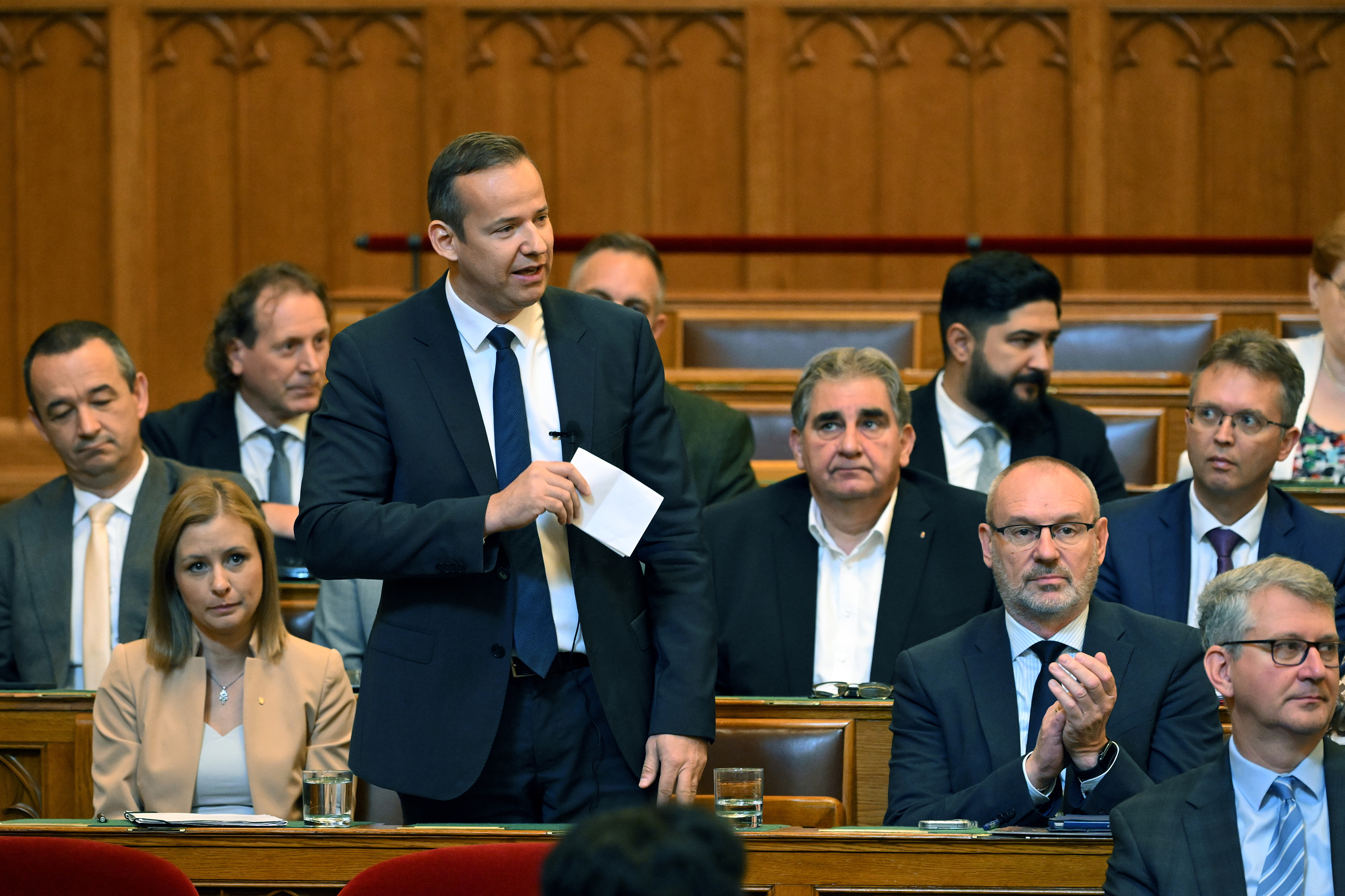Toroczkai: Ne vegye a szájára Kapisztrán Szent János nevét 1 Toroczkai László, a Mi Hazánk frakcióvezetője Magyar Péter miniszterelnök napirend előtti felszólalására reagál az Országgyűlés rendkívüli ülésén 2026. július 21-én.