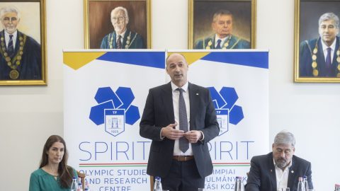 testnevelési egyetem sterbenz tamás mocsai lajos kuratóriumi tagság