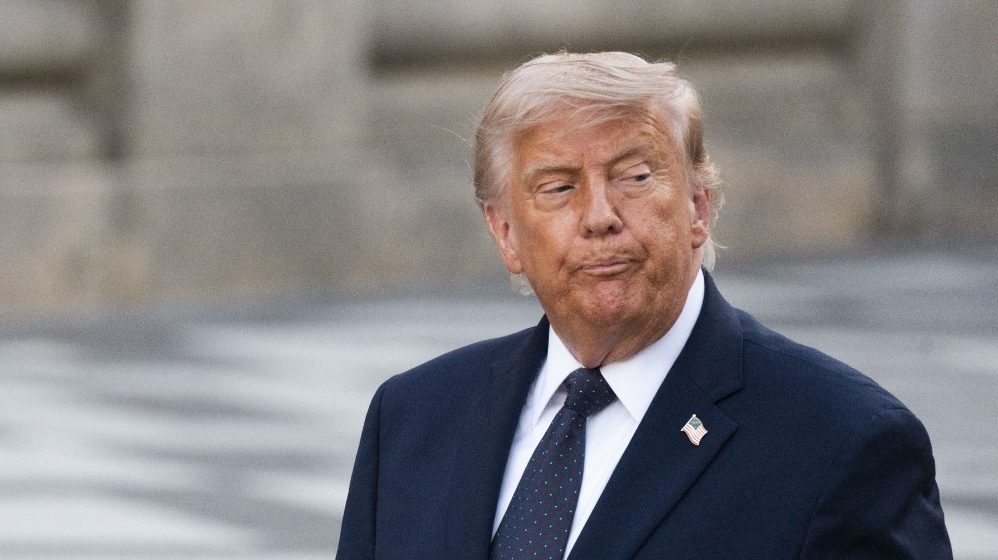 Putyinnal és Zelenszkijjel is telefonon egyeztetett Donald Trump
