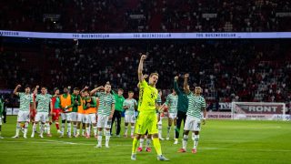 ENSCHEDE, NETHERLANDS - JULY 23: Ferencvaros goalkeeper Denes Dibusz celebrates his team's victory after the UEFA Europa League 2026/27 second qualifying round first leg match between FC Twente and Ferencvaros at FC Twente Stadium on July 23, 2026 in Enschede, Netherlands. (Photo by Rene Nijhuis/MB Media/Getty Images)