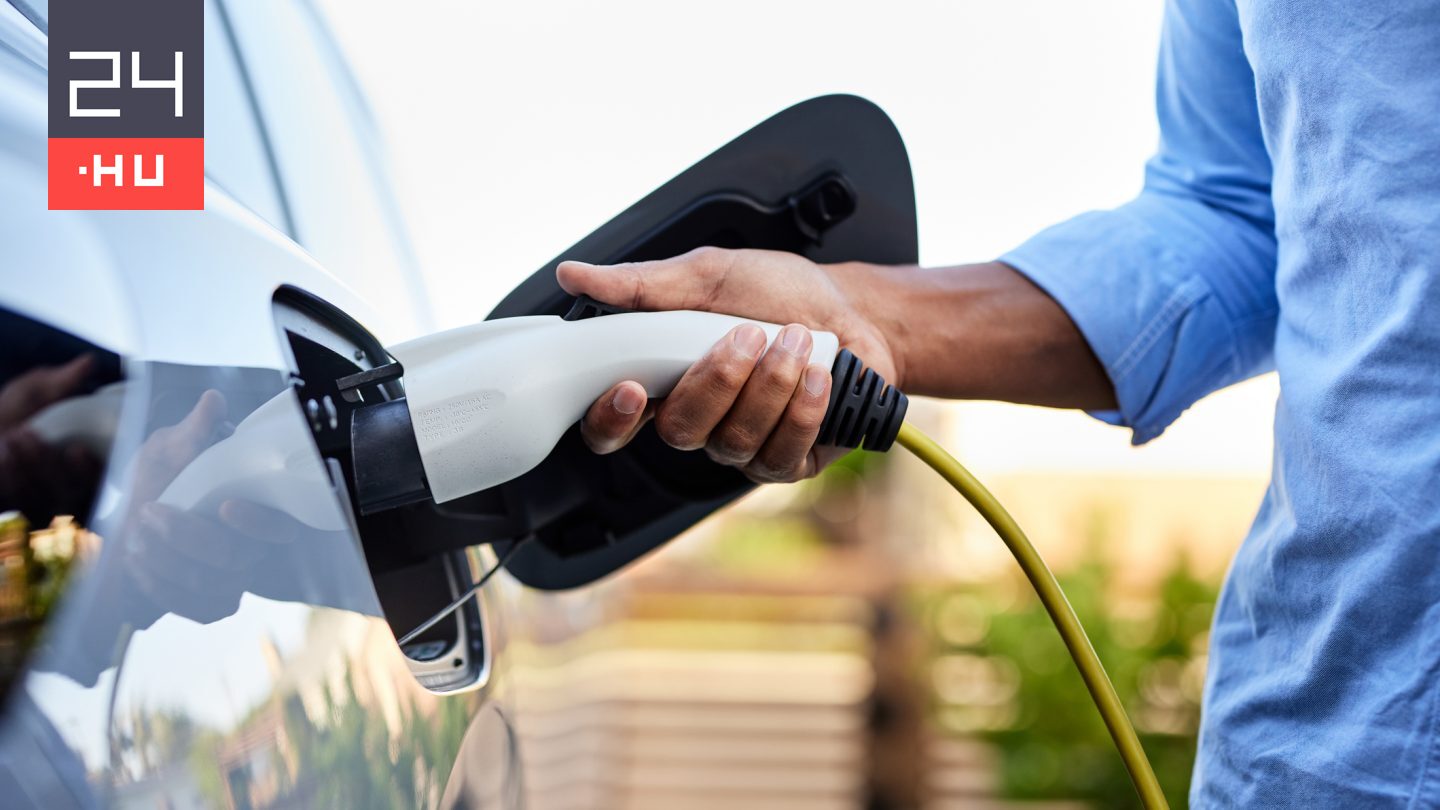 Felhívást tettek közzé a magyar elektromos autósoknak a kialakult energiahelyzet miatt