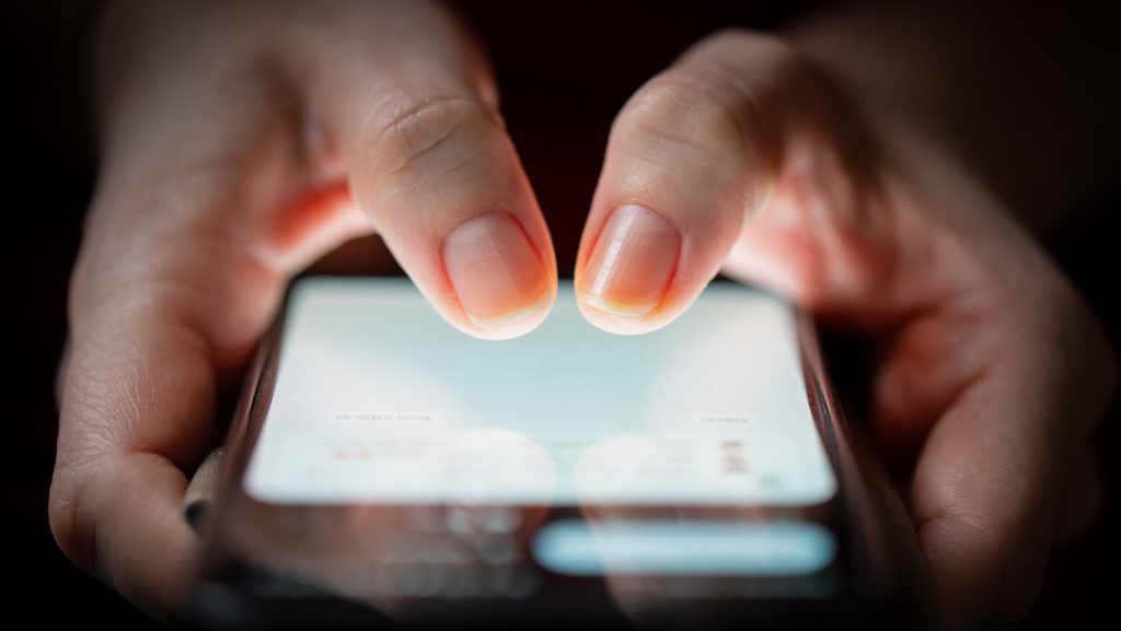 Tényleg átnézi minden üzenetünket az EU? – ezt kell tudni a Chat Controlról