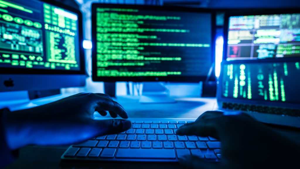Leállt az ingatlanpiac Romániában, miután egy hacker minden adatot törölt