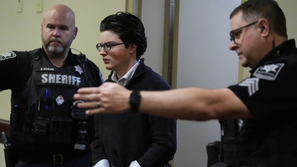 Bűnösnek vallotta magát a georgiai fiatal, aki 14 évesen négy embert ölt meg egy iskolai lövöldözésben
